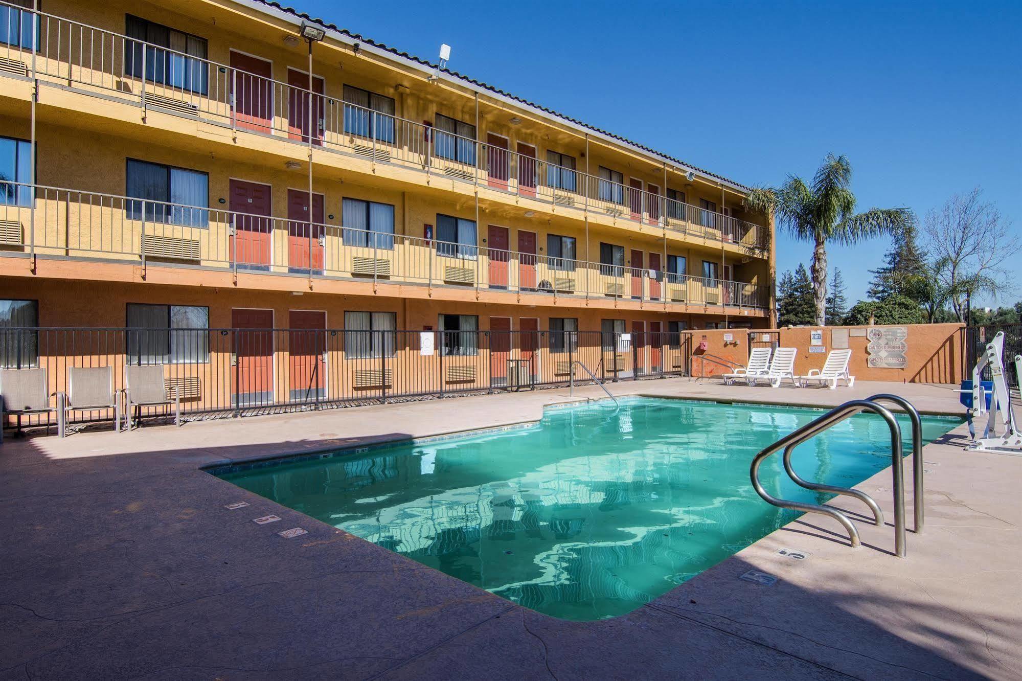 Motel 6-Stockton, Ca Εξωτερικό φωτογραφία